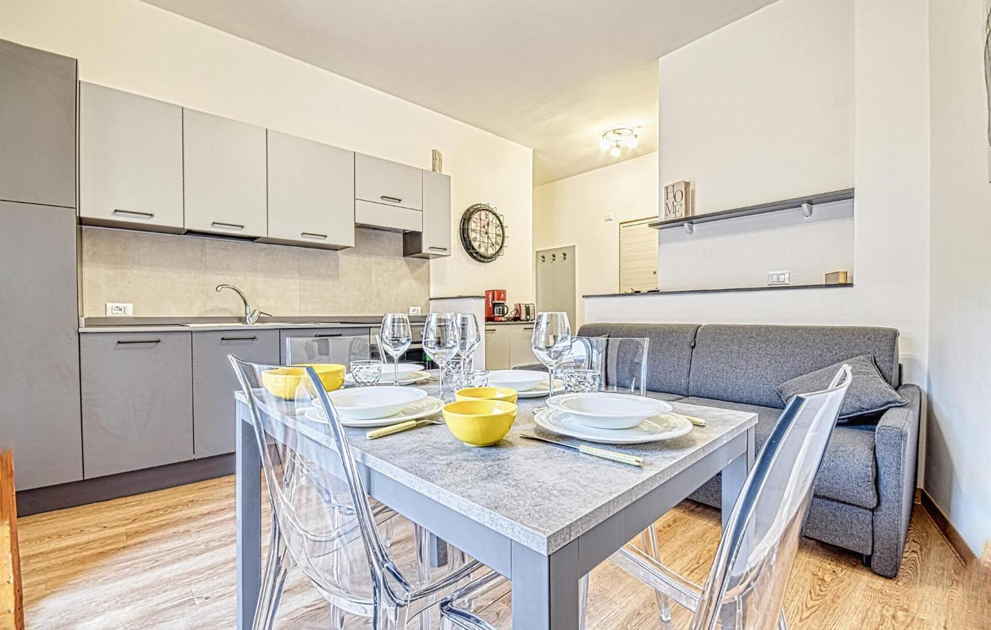 1 Bedroom Lovely Apartment In Recco Esterno foto