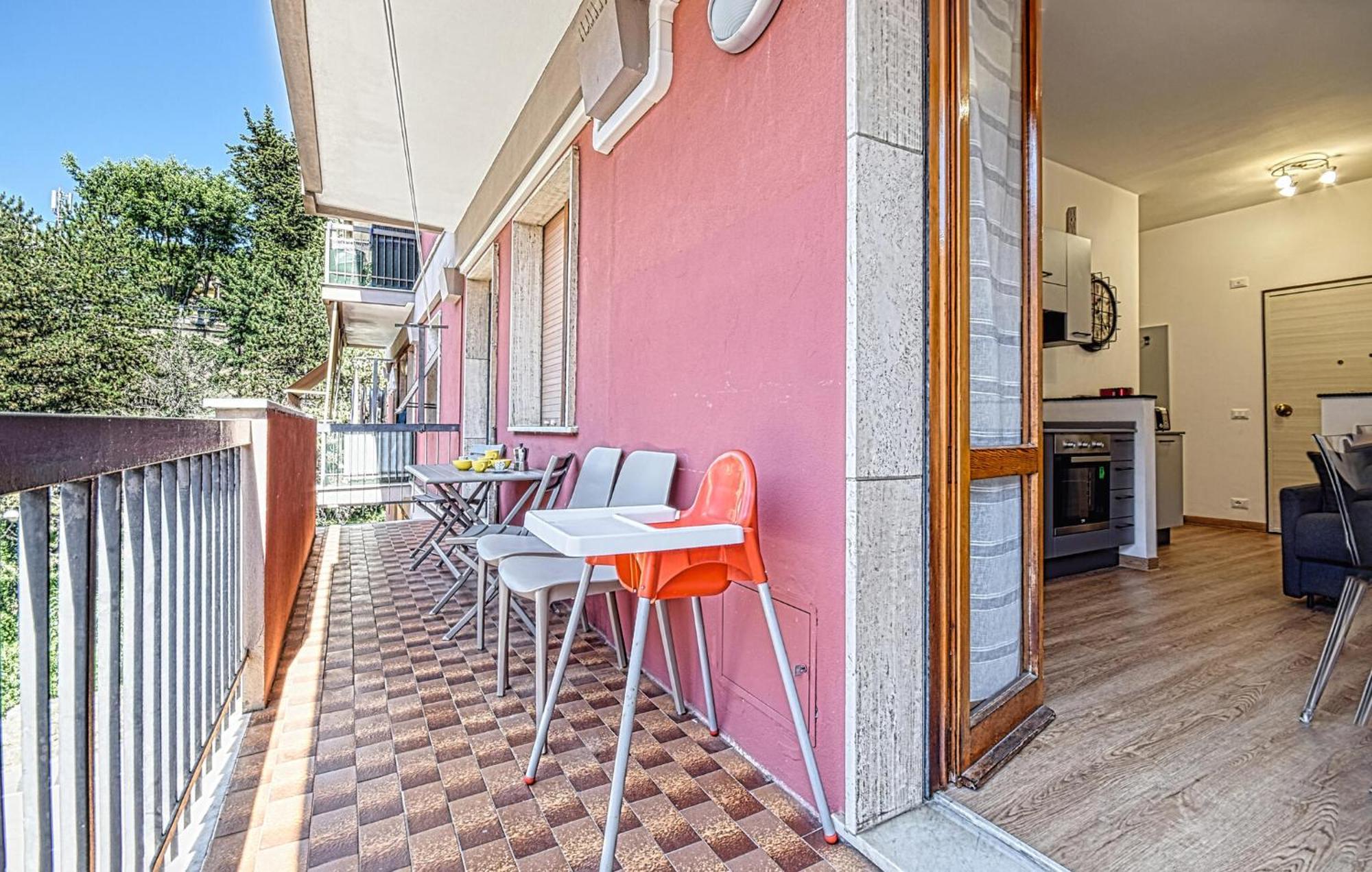 1 Bedroom Lovely Apartment In Recco Esterno foto